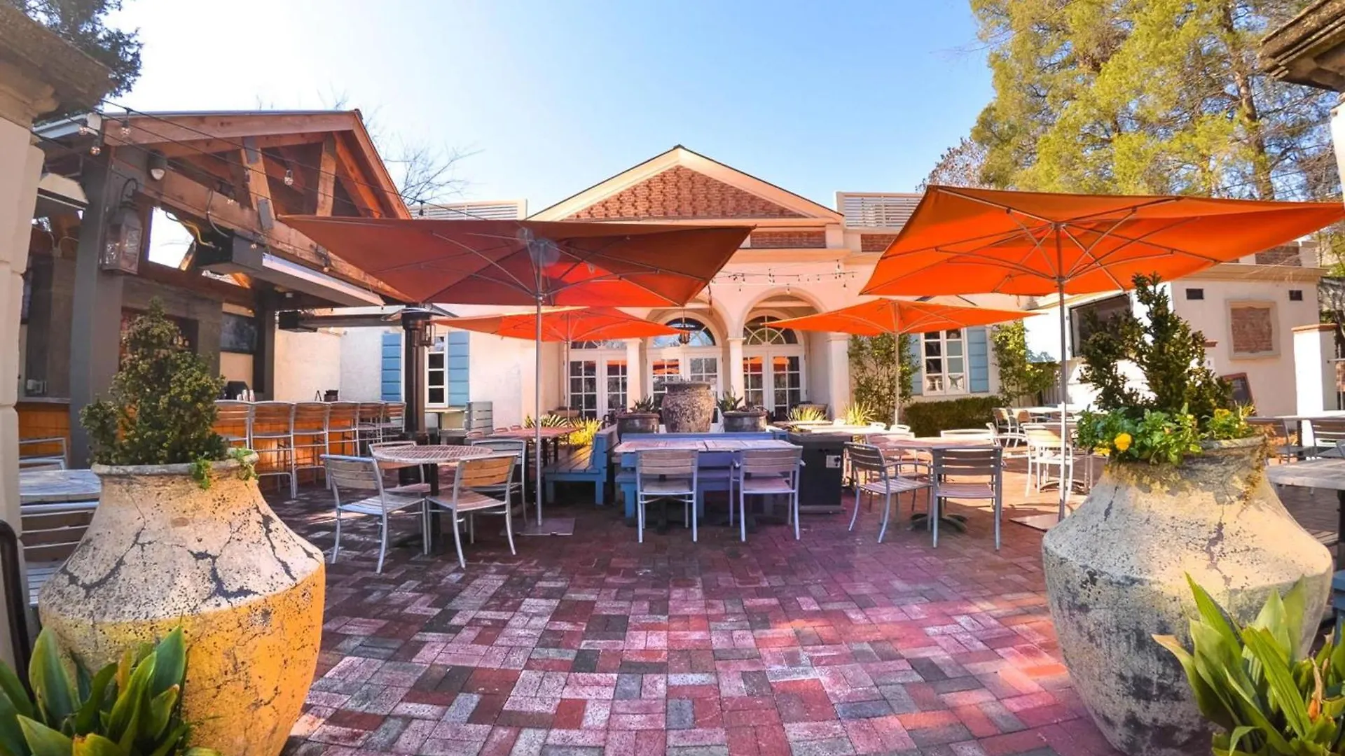 Holiday home Modern 2Br Condo With Sunroom Near Uptown Charlotte